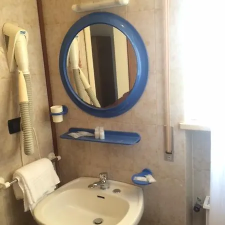 Pithaecusa Hotel